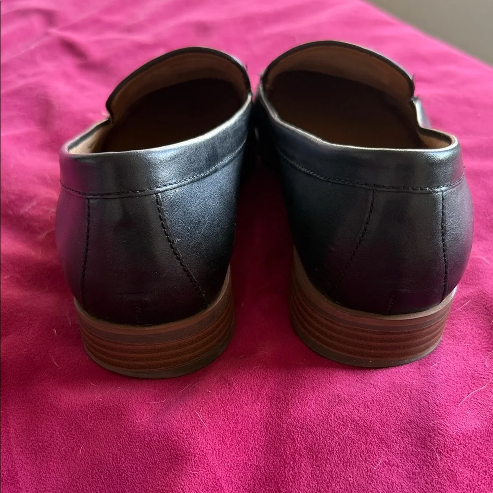 AEROSOLES Black Leather Flats - Picture 4 of 5